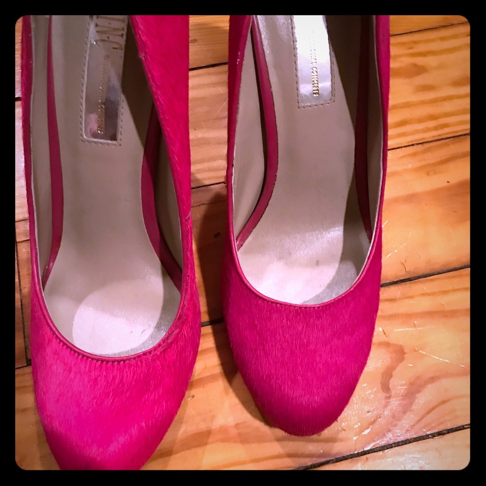 Inc. Fuchsia pony hair pumps.  Size 8